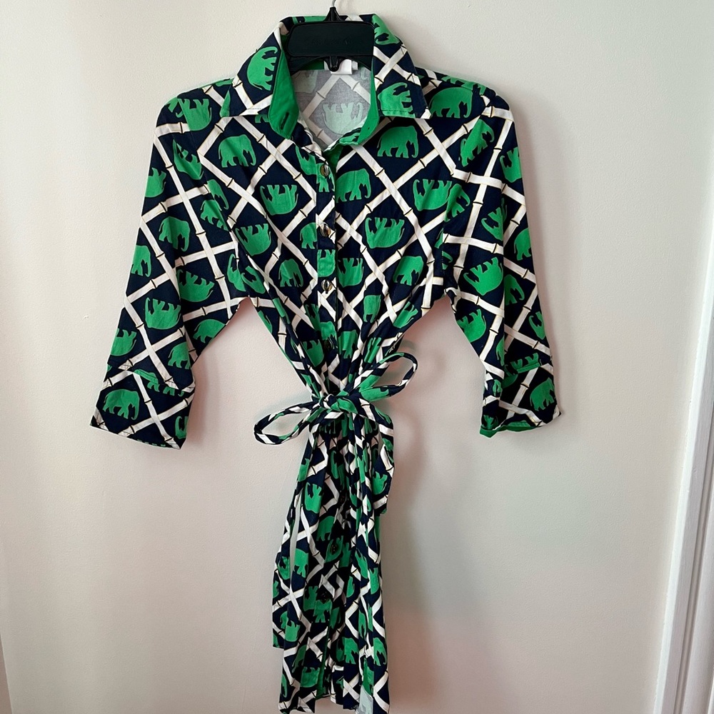 EUC 🐘 amazing blue and green elephant shirt dress - Picture 2 of 6